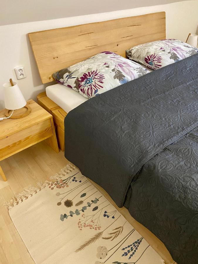 Camphouse Villa Chvalšiny Eksteriør billede